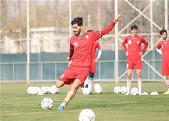 شکاری: باید به آمادگی بدنی مشابه پرسپولیس برسیم